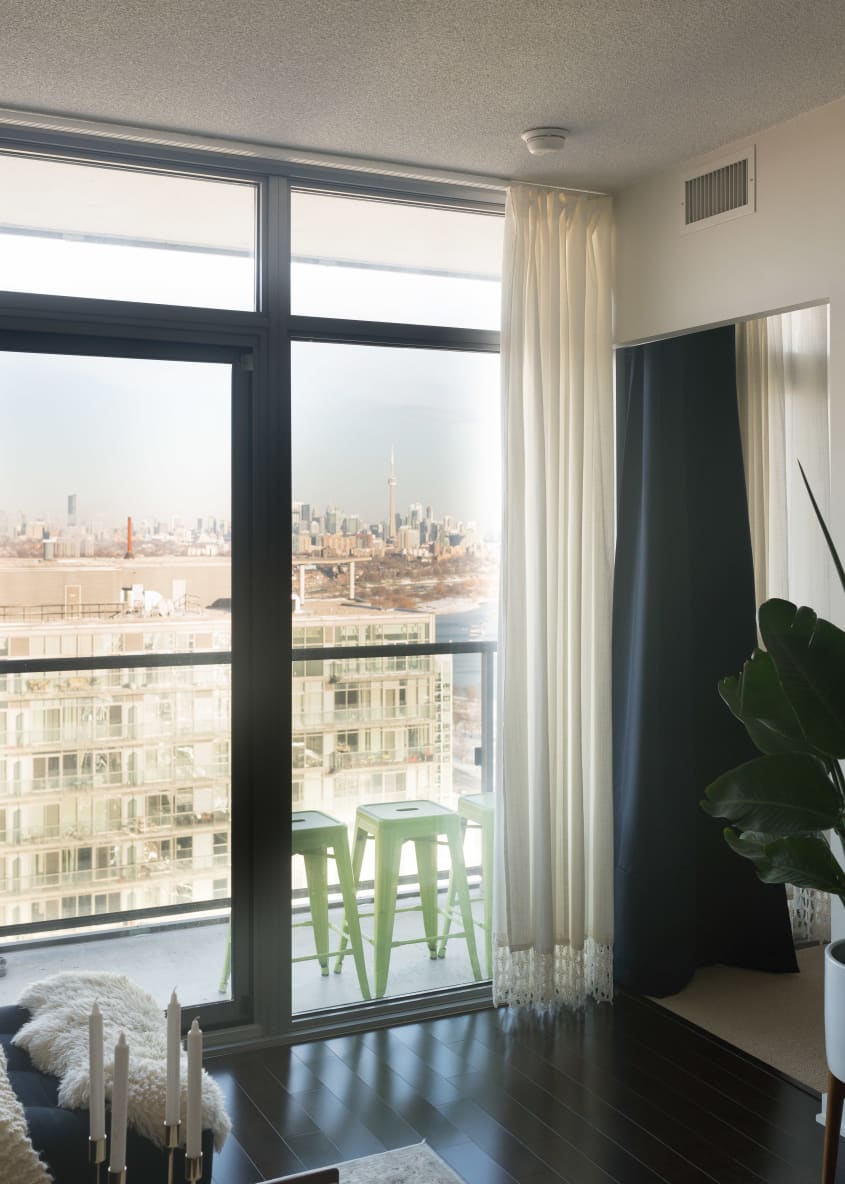 House Tour A Modern Bohemian Downtown Condo With Views Apartment Therapy